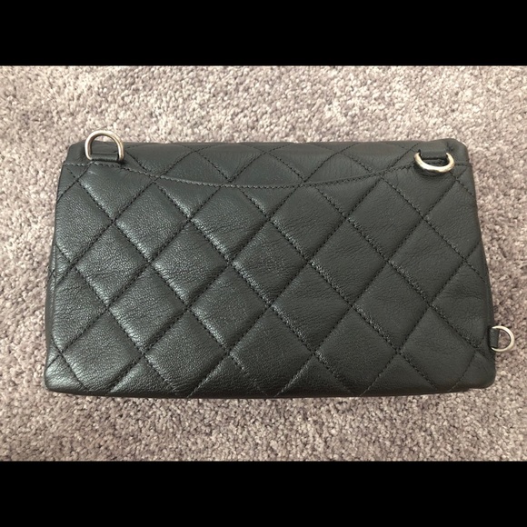 Chanel flap 16C (crossbody and belt bag) - Picture 3 of 8